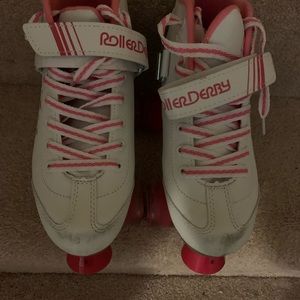 Girls Rollerskates